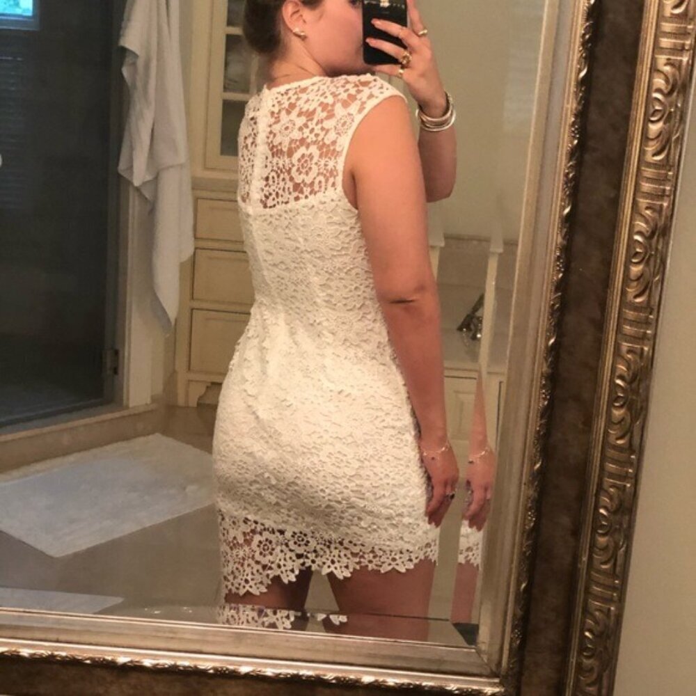NWT Bebe White Lace Crochet Midi Dress $129 - Picture 3 of 14